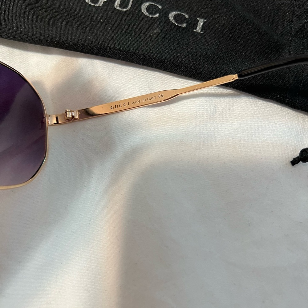 Aviator Style Sunglass - Picture 2 of 3